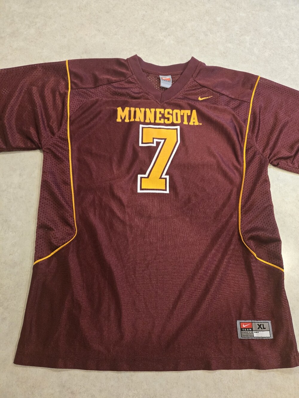 Minnesota Golden Gophers Football Jersey - Youth XL